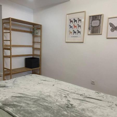 Stylish Renovated Apartment In Chiado Lizbona Zewnętrze zdjęcie
