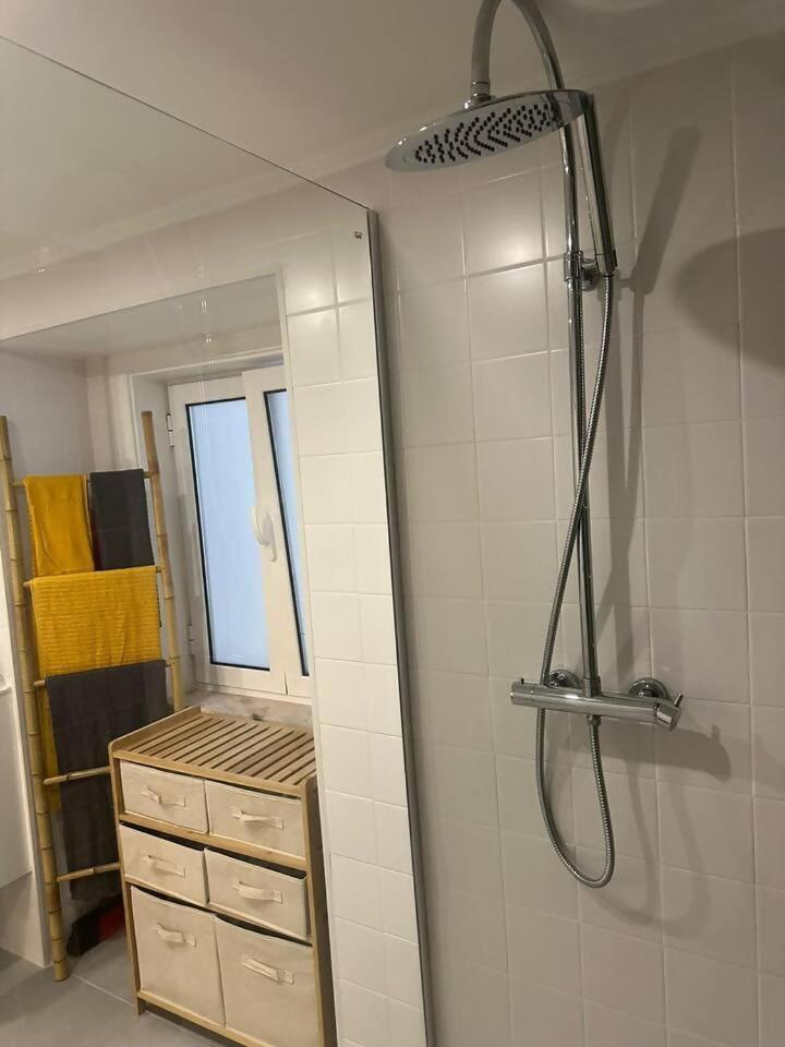 Stylish Renovated Apartment In Chiado Lizbona Zewnętrze zdjęcie
