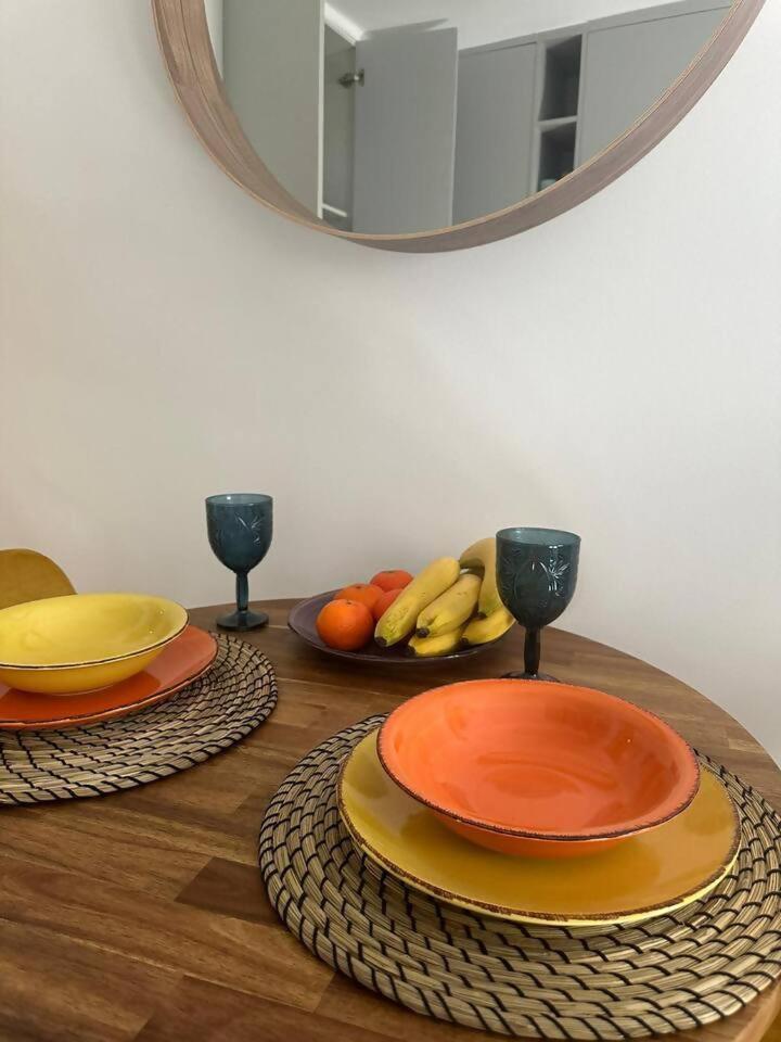 Stylish Renovated Apartment In Chiado Lizbona Zewnętrze zdjęcie